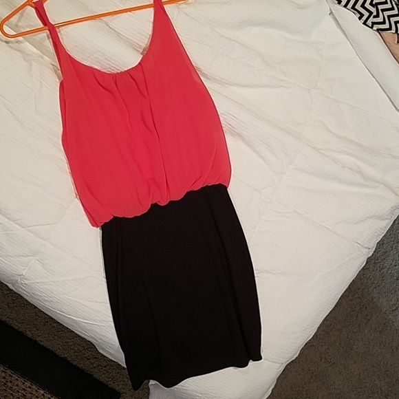 Dress - Picture 2 of 2